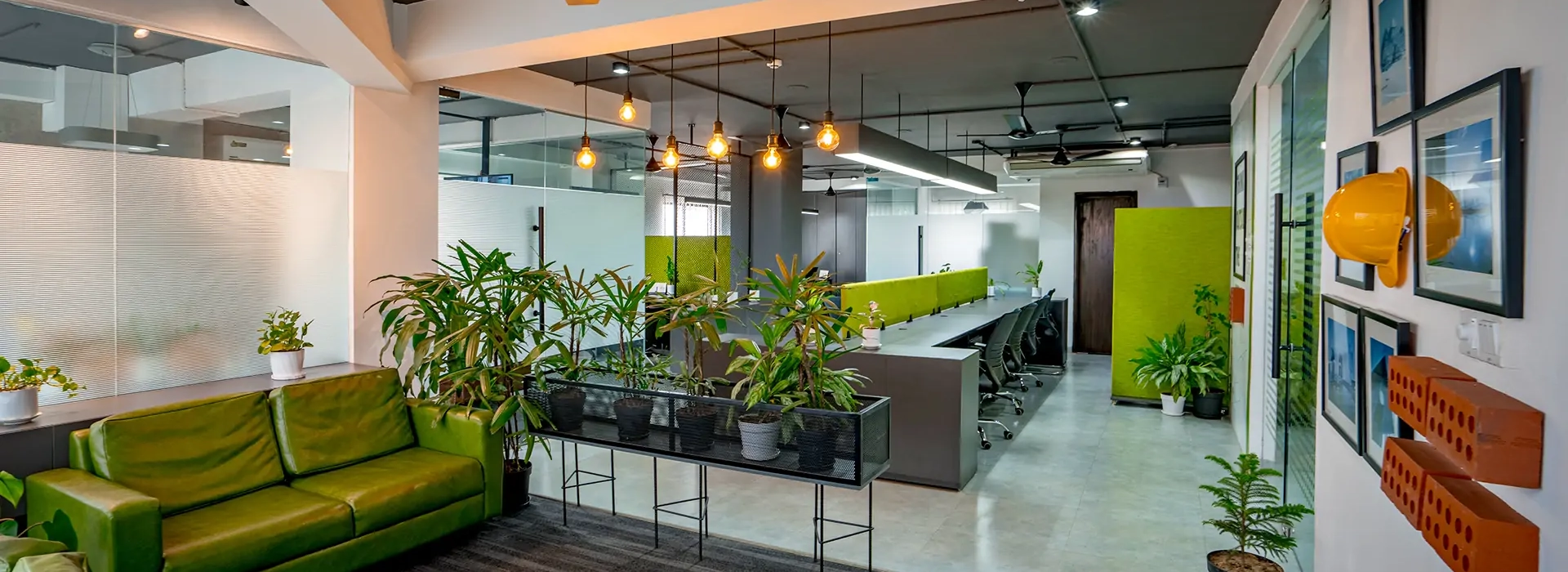 Prestige Trade Centre Banner 01 Prestige Trade Centre Banner 01